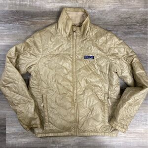 Patagonia Women’s Radalie Bomber Jacket in Taupe/Gold-size Small *like NEW*